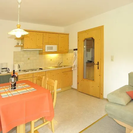 公寓 Ferienhaus Sylvia 洛伊塔施